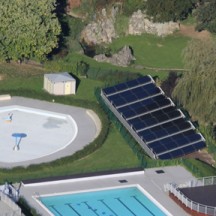 Vue aérienne du complexe de piscines